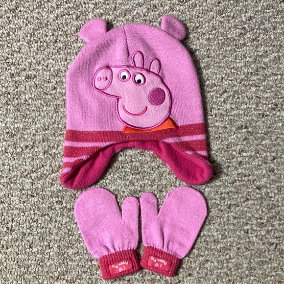 Peppa Pig hat and mitten set - Picture 1 of 7
